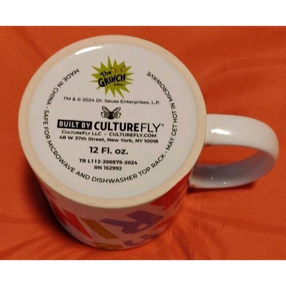 THE GRINCH COFFEE MUG ~ 12 OZ ~ DR. SEUSS ~ CERAMIC DISHWASHER/MICROWAVE SAFE - Picture 4 of 4